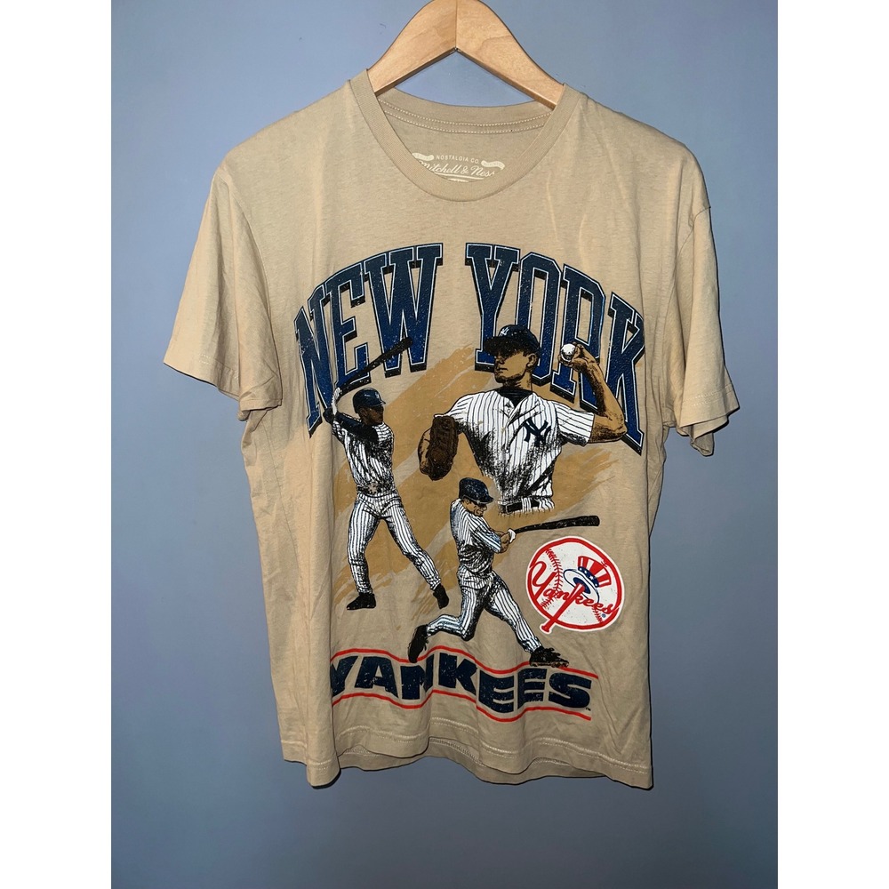 Mitchell & Ness New York Yankees Tan Graphic T-Shirt Mens Medium MLB Baseball